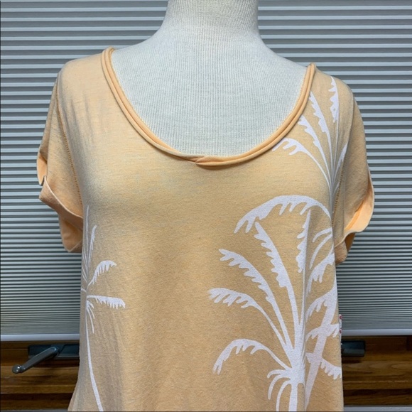 NWT We The Free distressed palm tree T-shirt - Picture 4 of 16